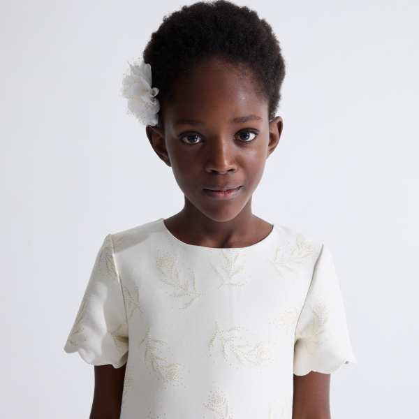 بروش/ مشبك شعر على شكل زهرة بيضاء للفتيات